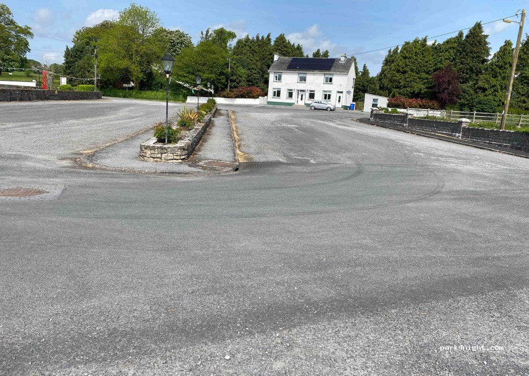 (H62 XW96) Ballynakill - R353 — foto