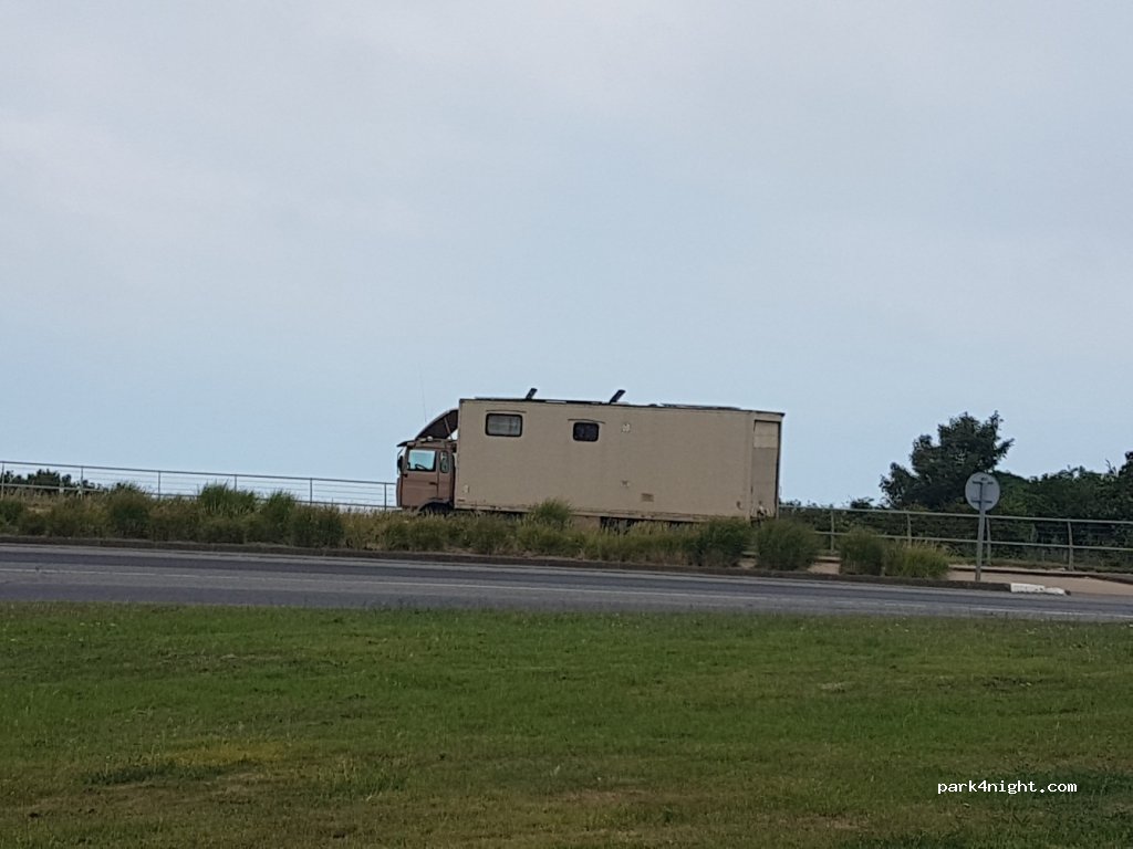 (76550) Hautot-sur-Mer - 1081-1129 Route des Falaises — foto