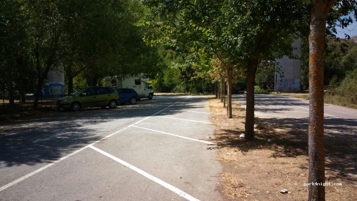 () Toral de los Vados - Carretera de Logroño — foto 3