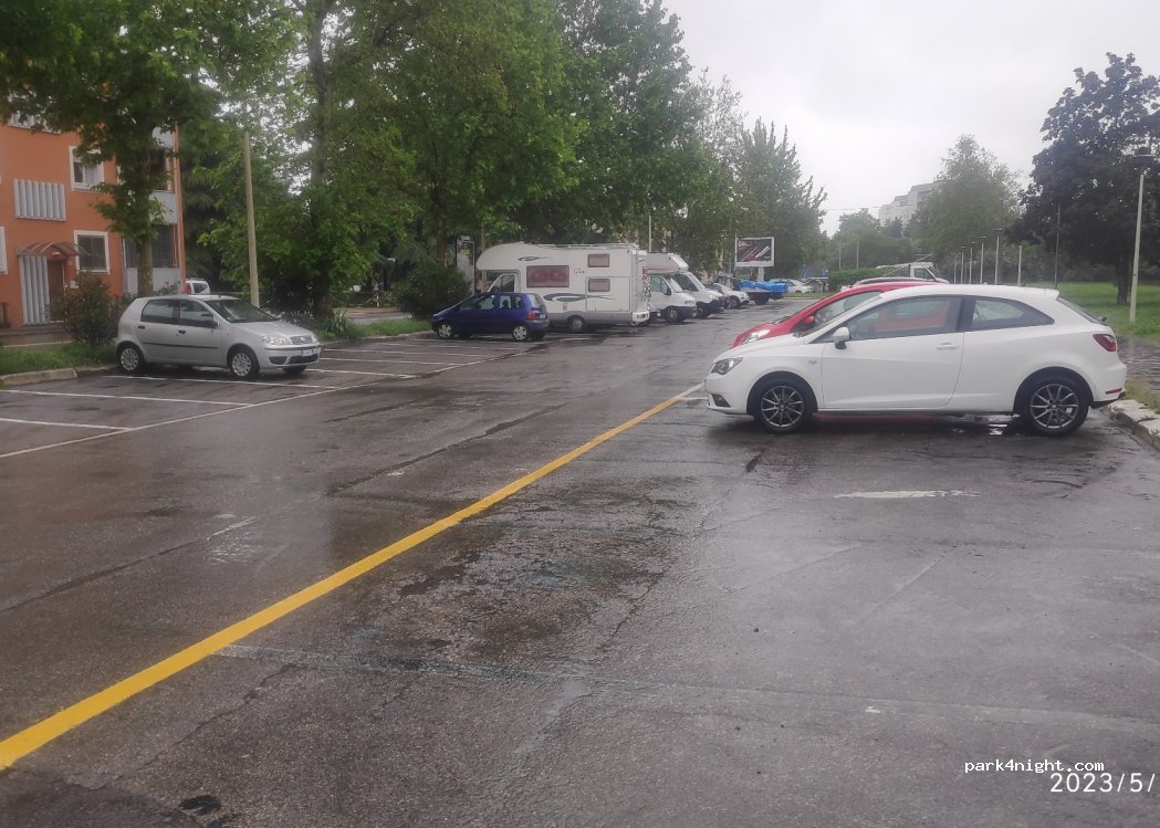 (40133) Bologna - 23 Via Giuseppe di Vittorio — foto