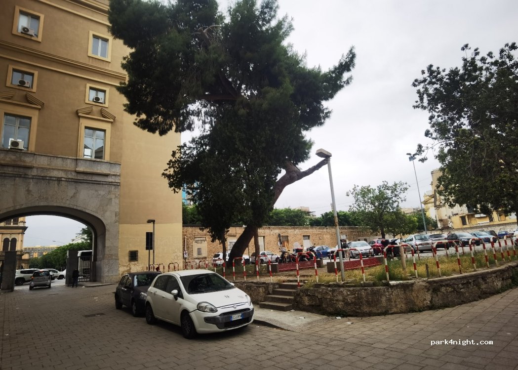 (90127) Palermo - Via Trieste — foto 2