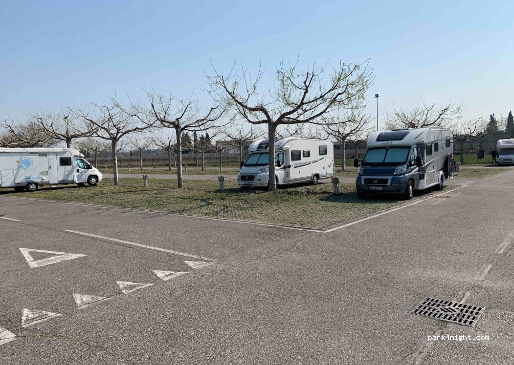 Camper Parking Area - Garda Thermal Park — foto 2