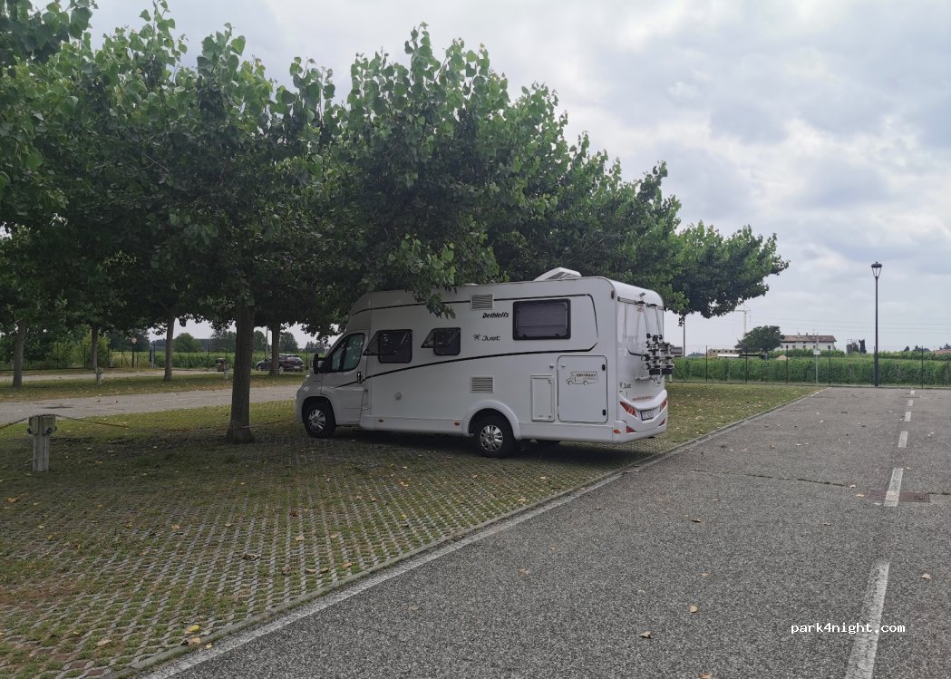 Camper Parking Area - Garda Thermal Park — foto 3