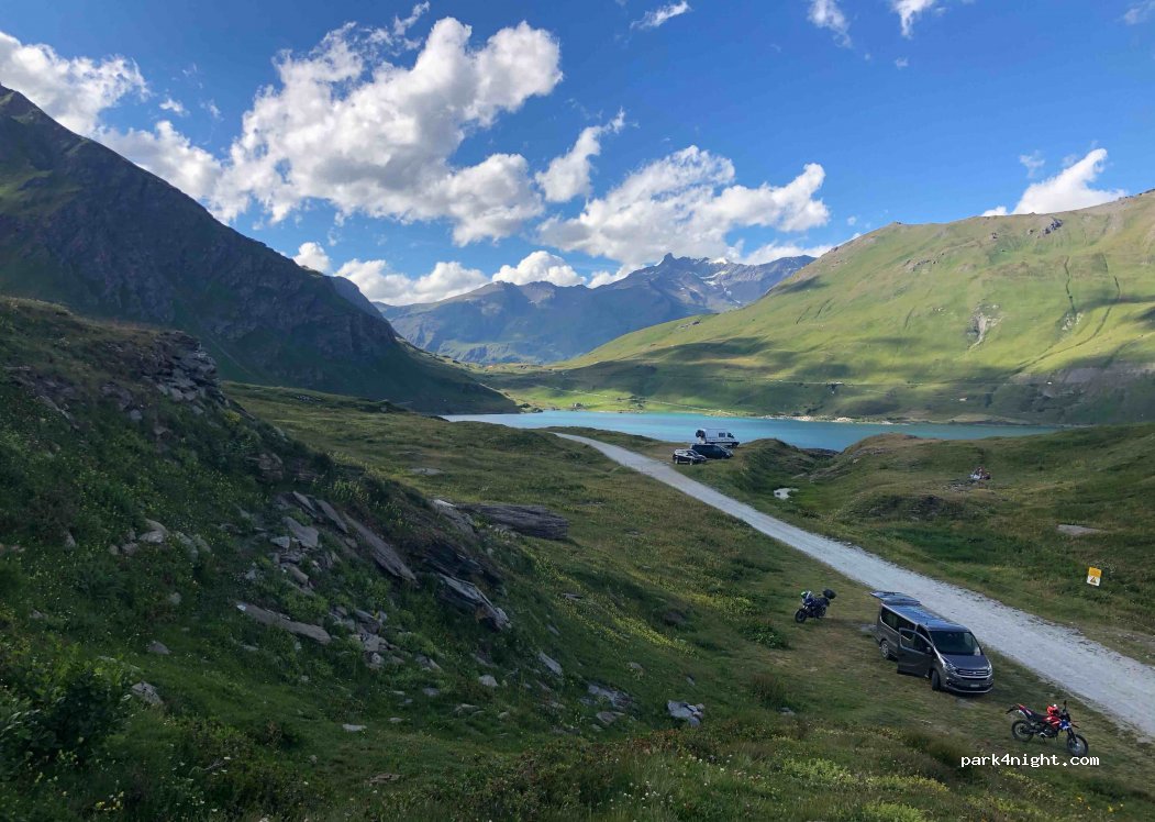 (73480) Lanslebourg-Mont-Cenis - Unnamed Road — foto 3