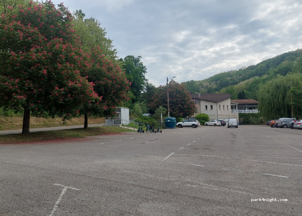 (38300) Bourgoin-Jallieu - 15 Chemin de Rosière — foto 2