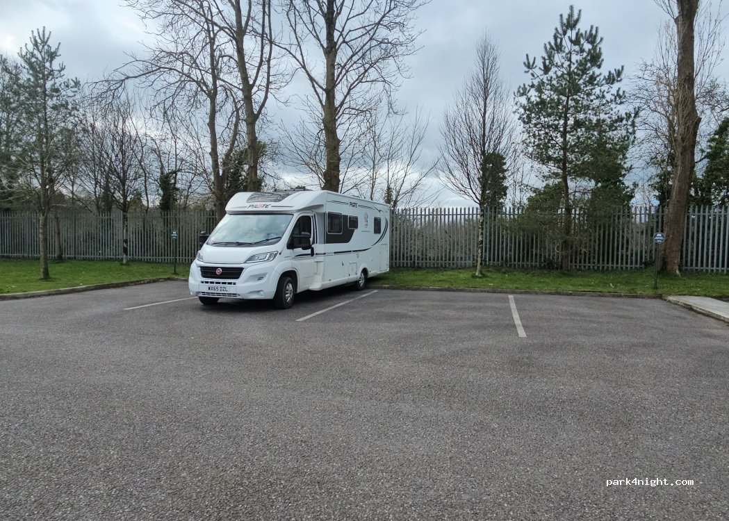 (T23 X462) Blarney - 6 The Square — foto 5