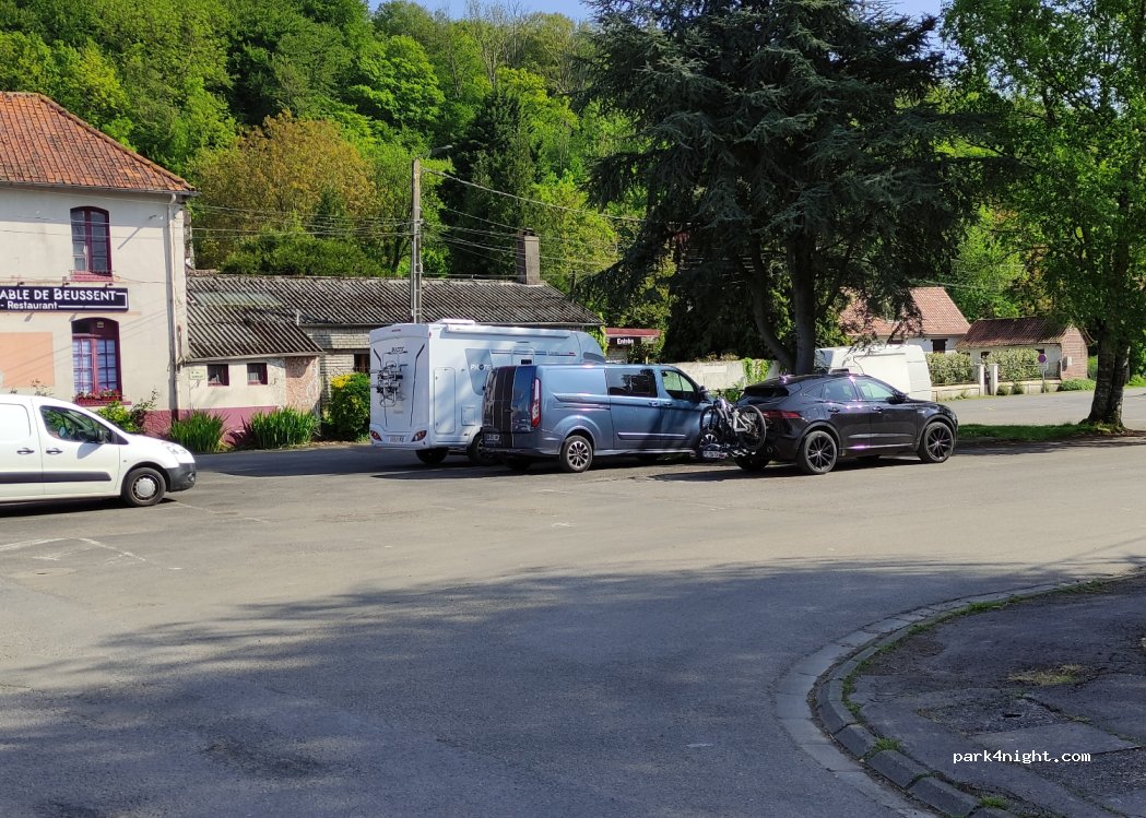 (62170) Beussent - 1 Place de la Mairie — foto 2