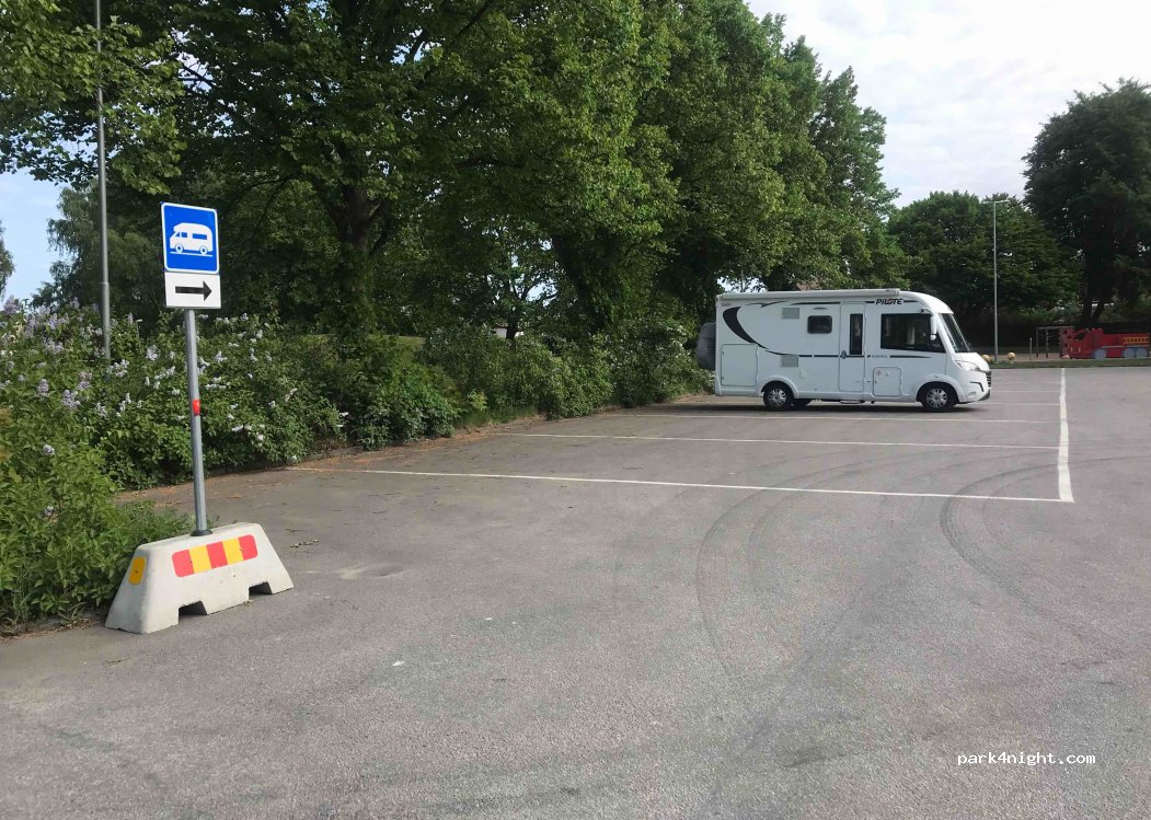 (531 52) Lidköping - 31 Hallgatan — foto 2