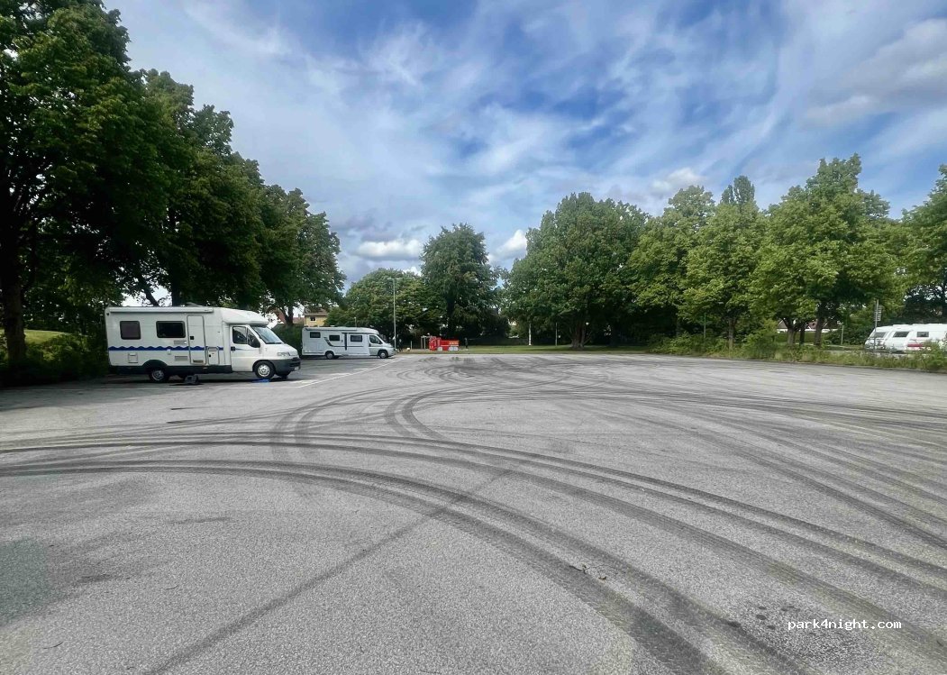 (531 52) Lidköping - 31 Hallgatan — foto 3