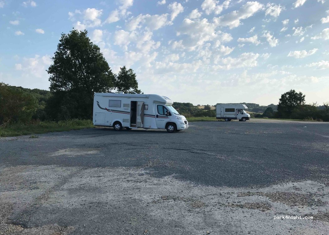 (47370) Tournon-d'Agenais - 95 Chemin de Poumbigot — foto
