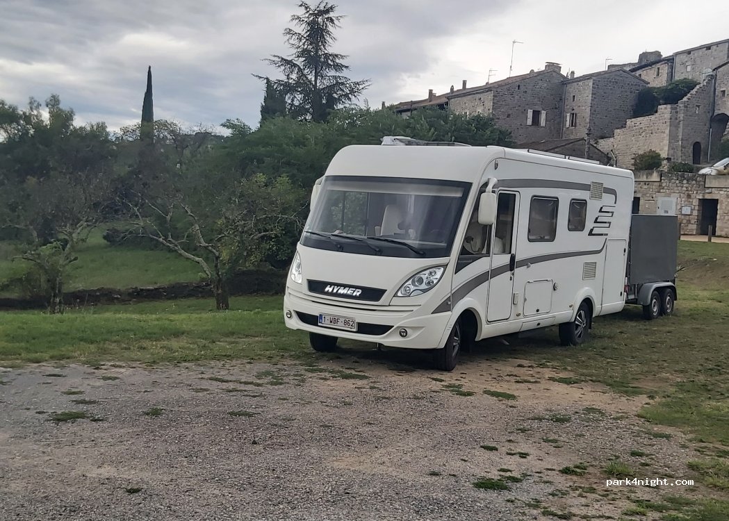 (07200) Ucel - 1 Place du Grand Village — foto 4