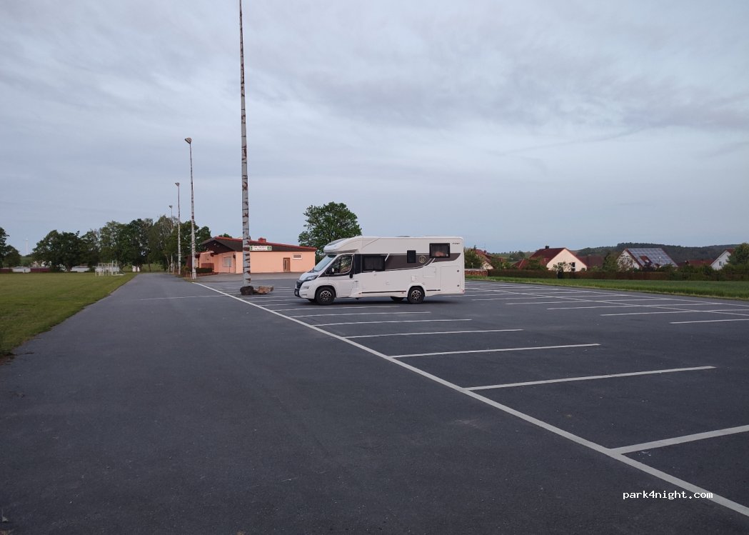 (74747) Ravenstein - 2 Nußbaumweg — foto 2