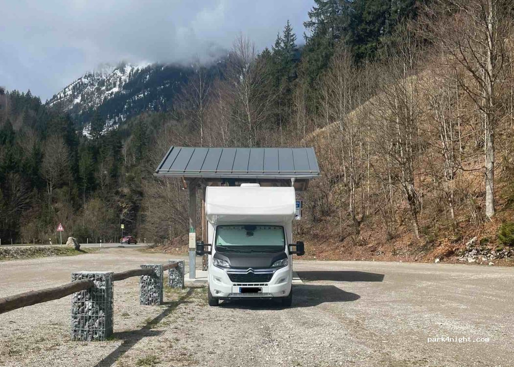 Parkplatz Säge — foto
