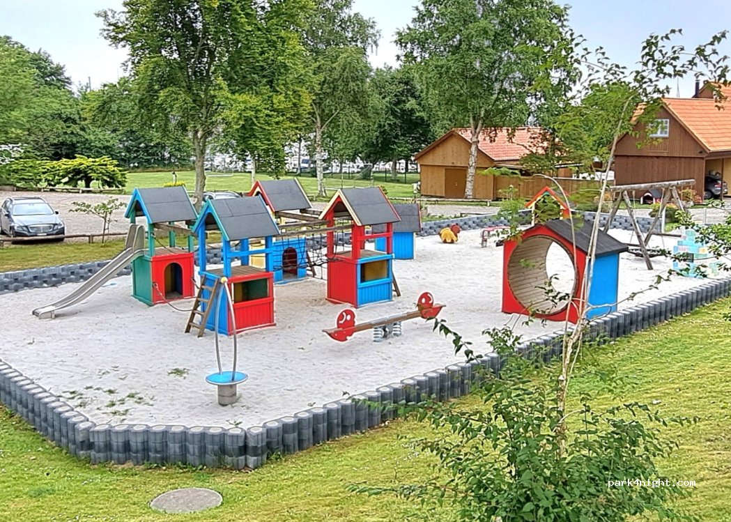 Stellplatz im Yachthafen — foto 5