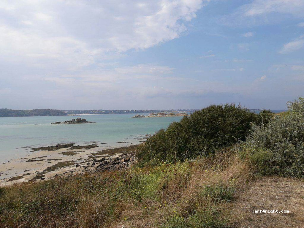 (22750) Saint-Jacut-de-la-Mer - 21 Boulevard du Chevet — foto 2