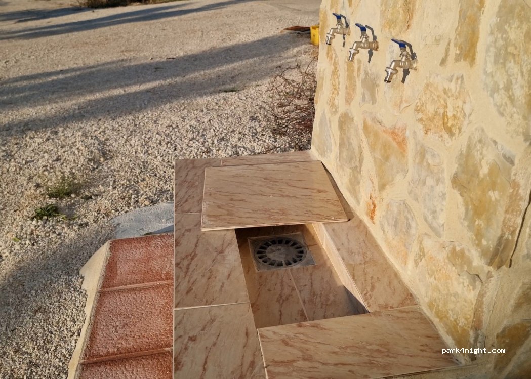 (02153) Carcelén - calle San Blas — foto 3
