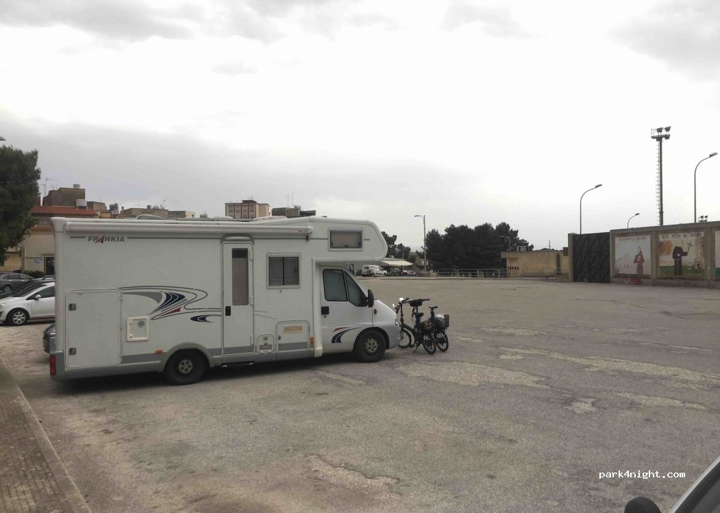 (91022) Castelvetrano - 17 Piazza San Francesco d'Assisi — foto 2