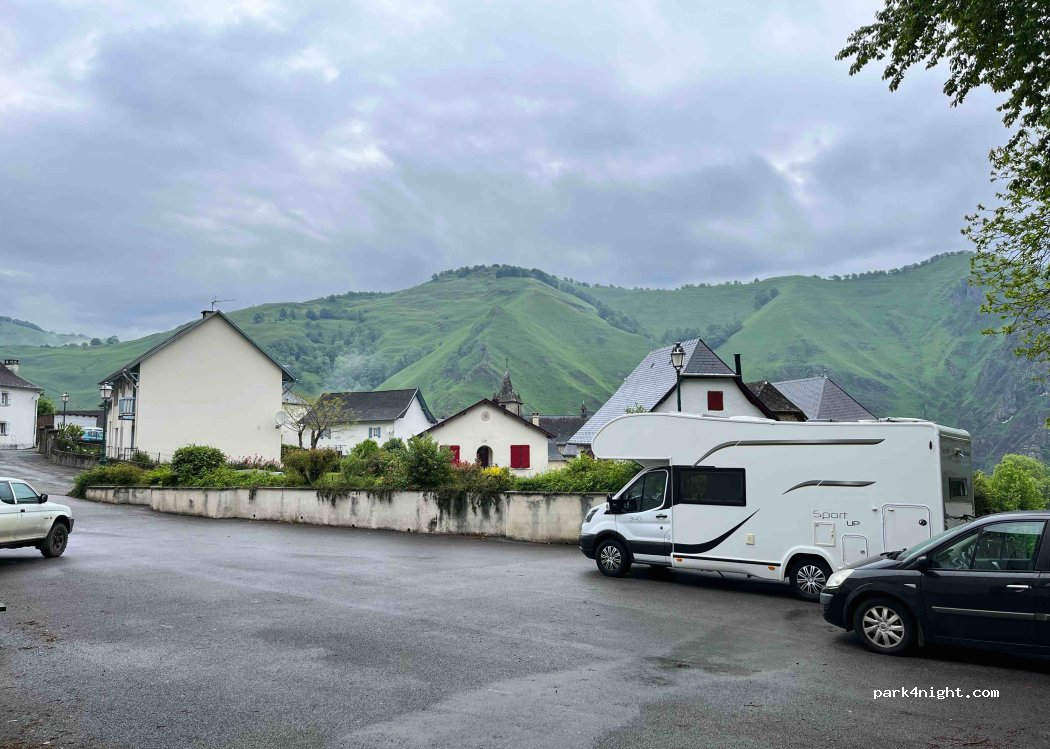 (64560) Larrau - Village — foto