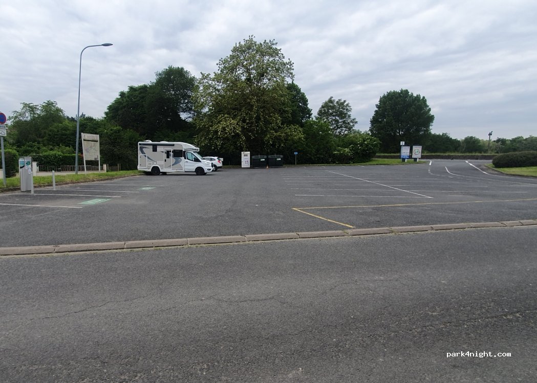 (37530) Chargé - 1 Impasse Beaujardin — foto