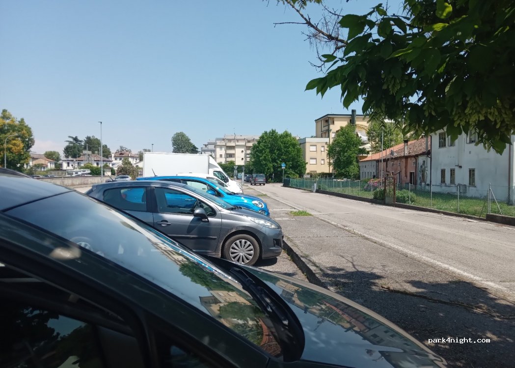 (31021) Mogliano Veneto - 24 Via Trento — foto