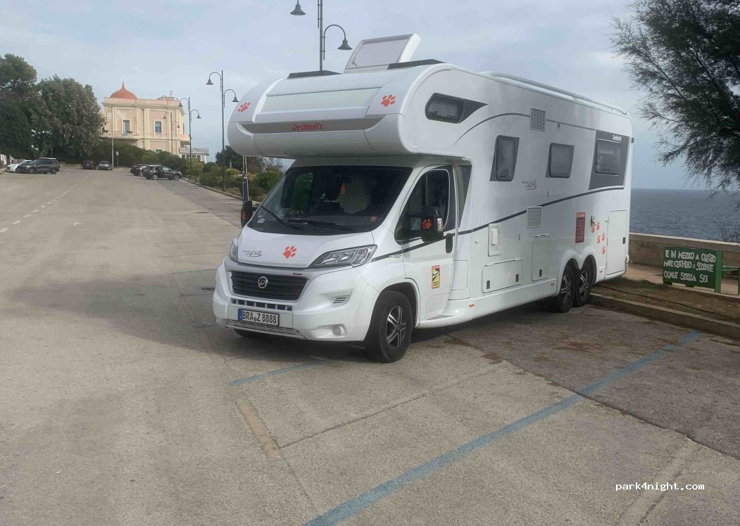 (73020) Santa Cesarea Terme - 3 Via Umberto I — foto 2