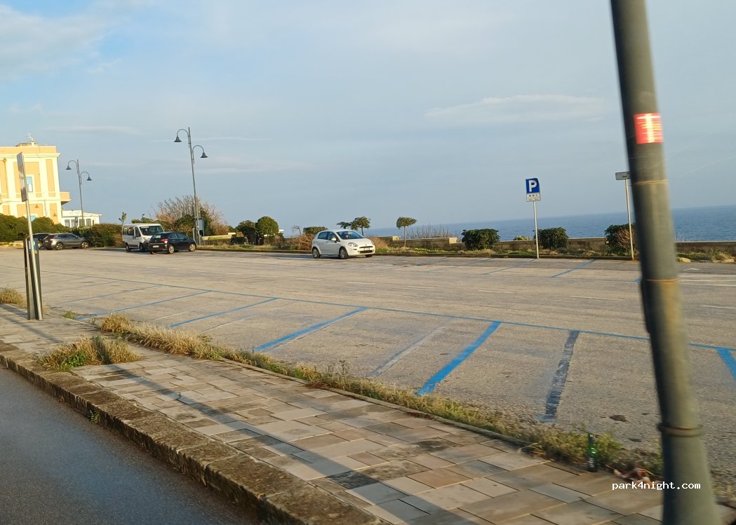 (73020) Santa Cesarea Terme - 3 Via Umberto I — foto 5