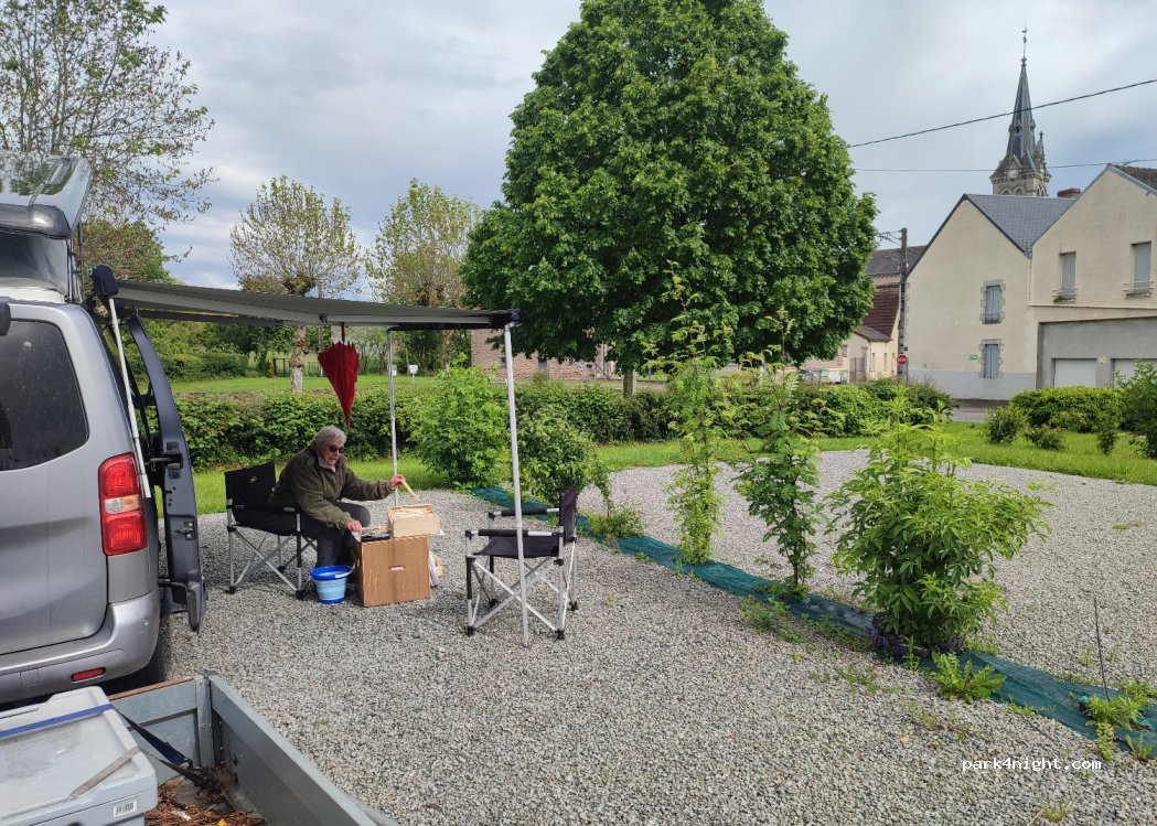 Aire pour camping-cars Sannat — foto 4