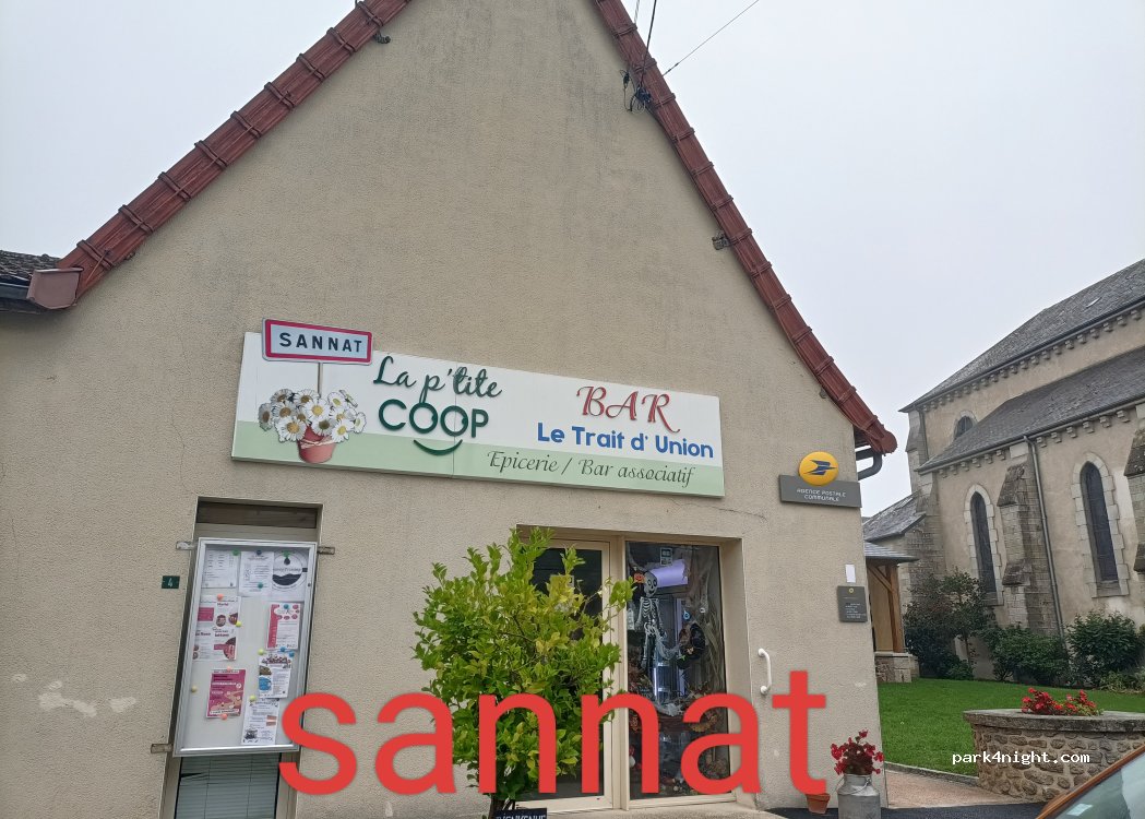 Aire pour camping-cars Sannat — foto 5