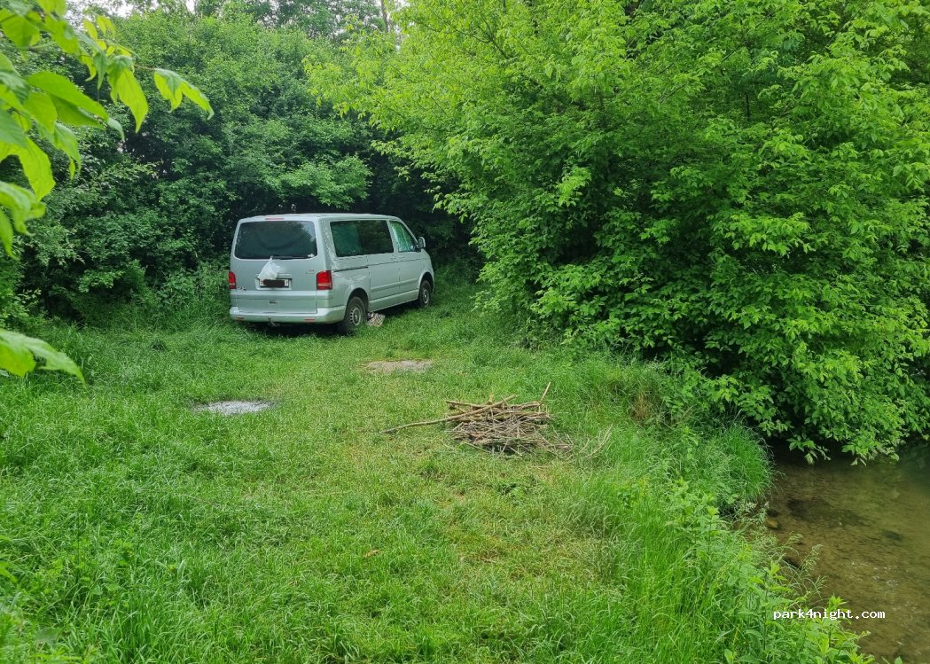 (21250) Seurre - Unnamed Road — foto