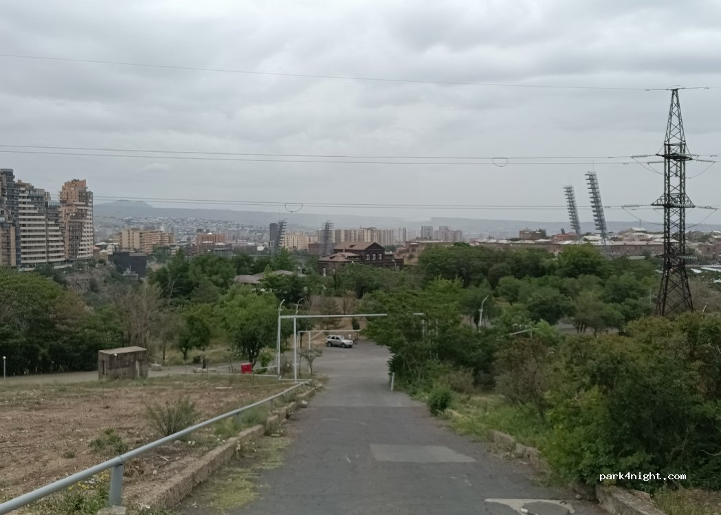 (0082) Yerevan - Unnamed Road — foto 4