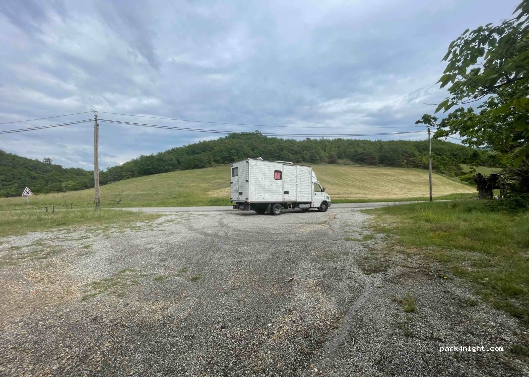 (04150) Simiane-la-Rotonde - — foto