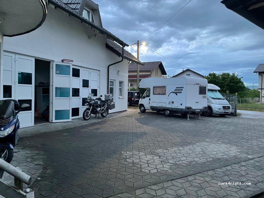 Banja Luka Camping - Stellplätze — foto 5