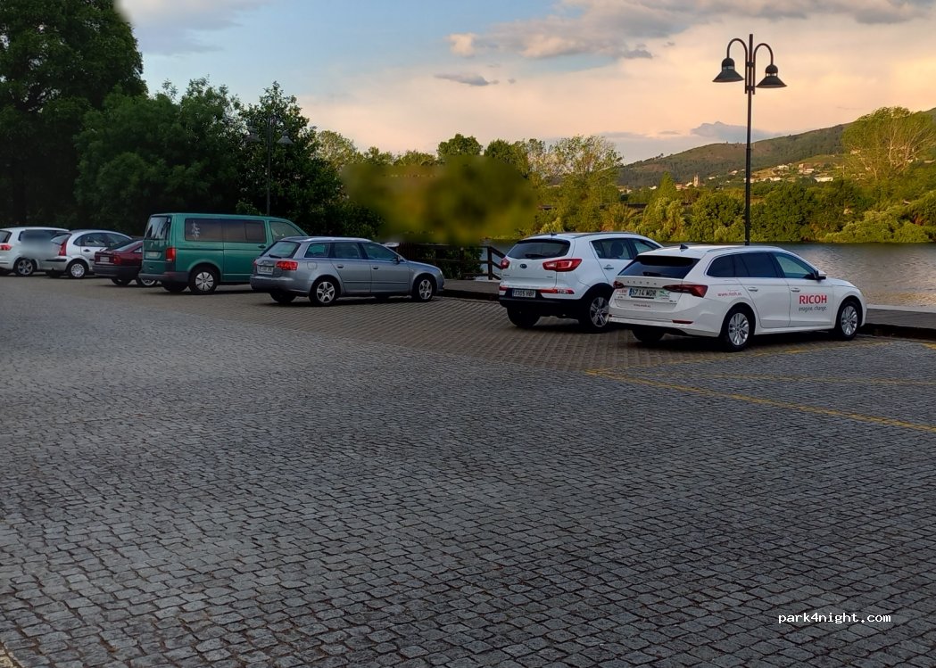 (36700) Tui - 15 Rúa Barca — foto