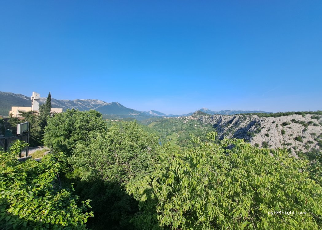 (21255) Zadvarje - 7 Ulica Hrvatskih Branitelja — foto 2