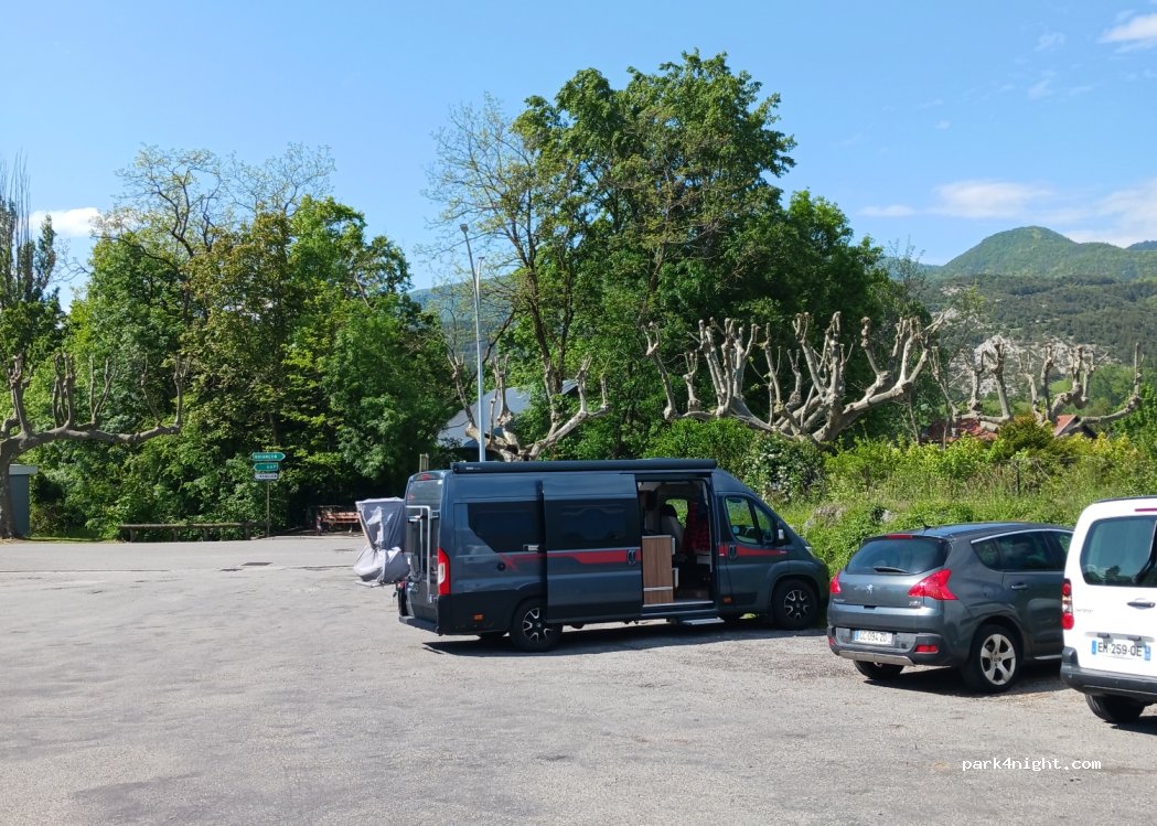 (05230) Chorges - 23 Avenue d'Embrun — foto