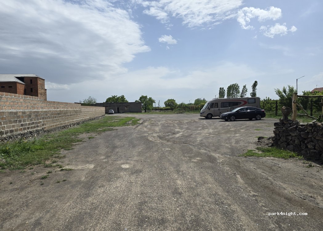 (1109) Vagharshapat - 1 Manushyan Street — foto 4