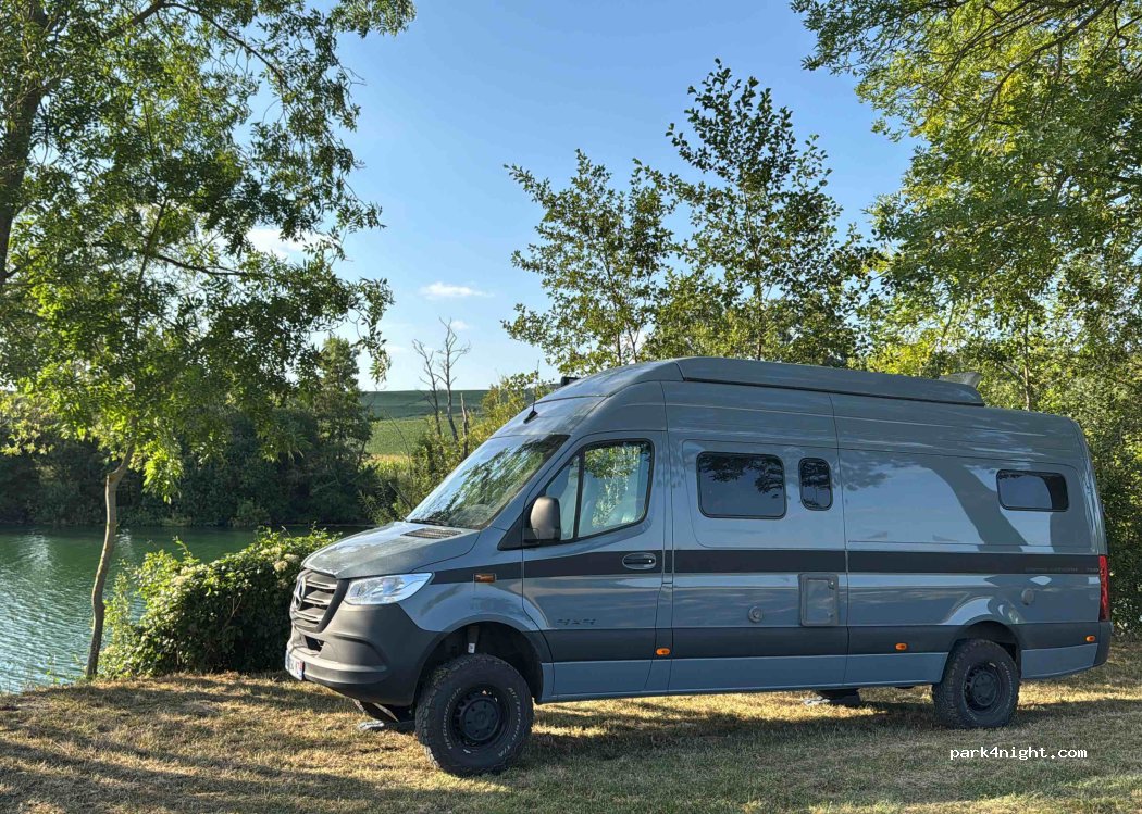 (51700) Troissy - Unnamed Road — foto 5
