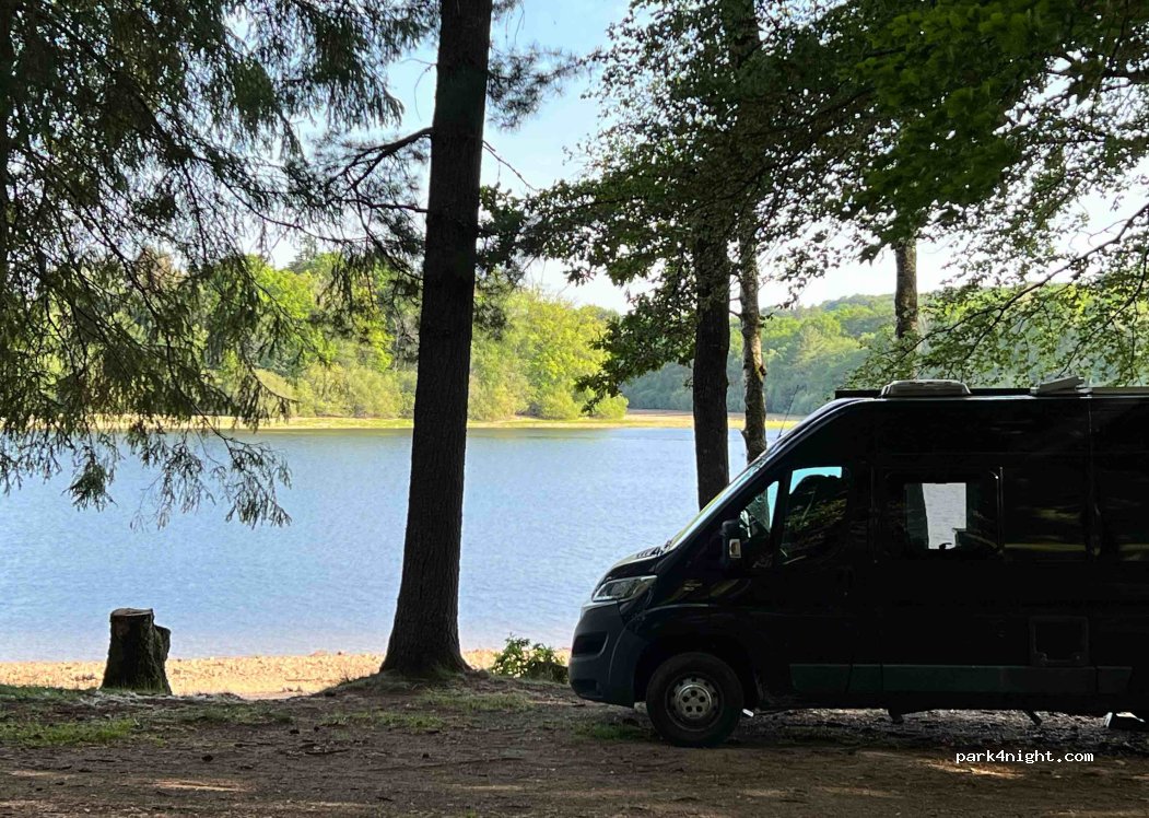 (58230) Moux-en-Morvan - 77 Route Touristique — foto