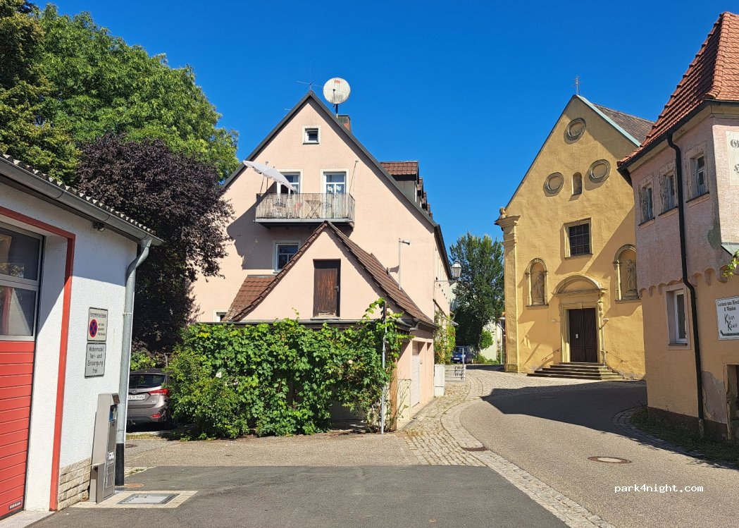 (97332) Volkach - 3 Maingasse — foto