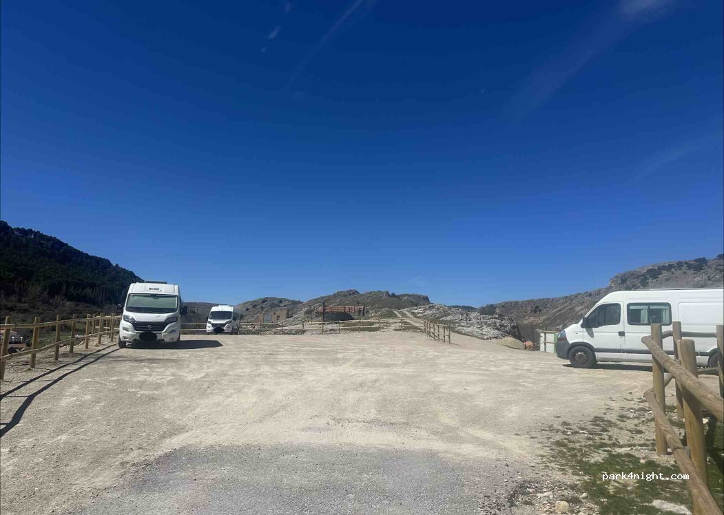 (23291) Santiago-Pontones - Av. Sierra de Segura — foto 2