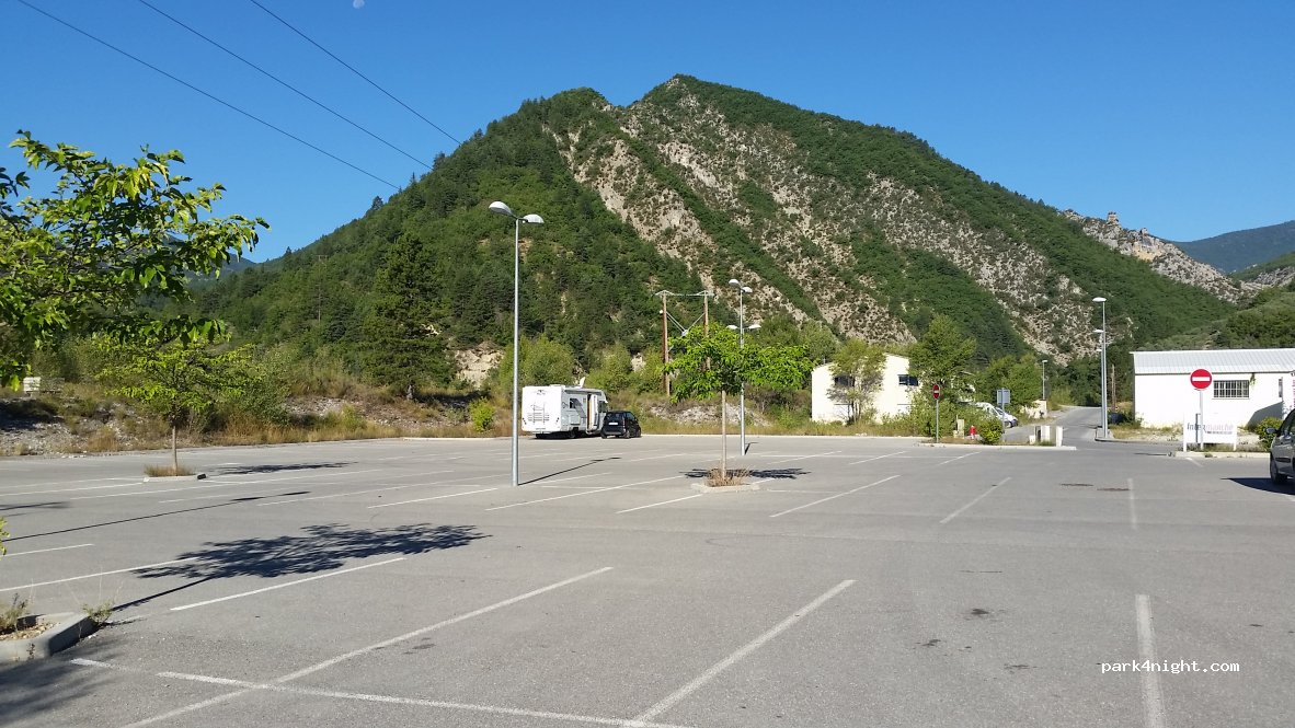 (04320) Entrevaux - 335 Cournillons — foto 2
