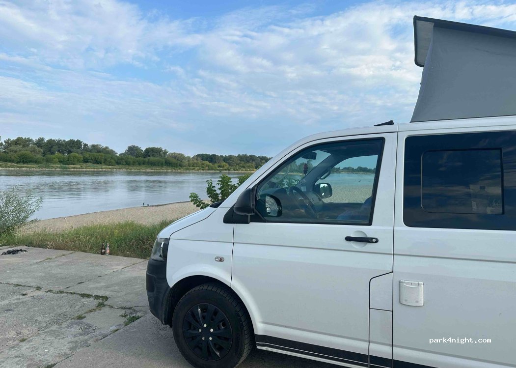 (05-480) Nadbrzeż - 101 Droga Wojewódzka 734 — foto 4