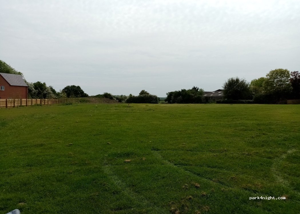 Grange farm, camping&caravan site — foto 2