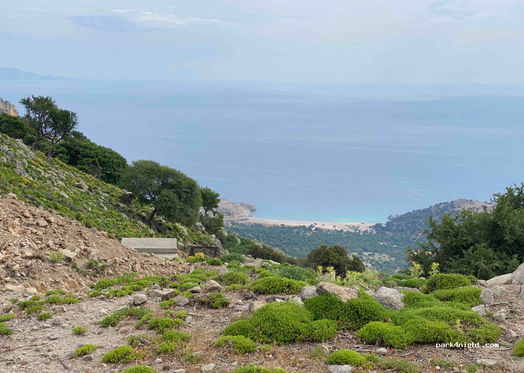 (680 02) Samothraki - Unnamed Road — foto