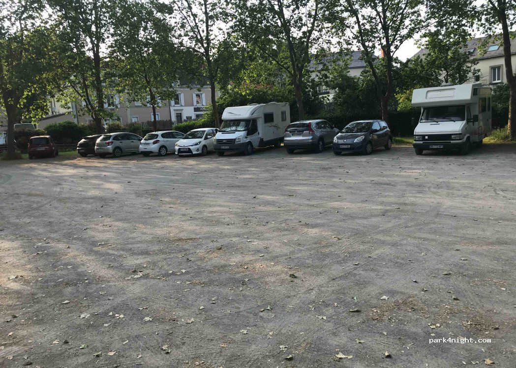 (49460) Montreuil-Juigné - D103 — foto 3