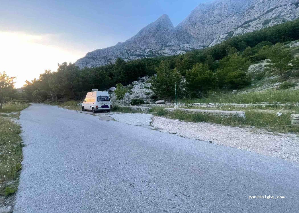 (21320) Baška Voda - Unnamed Road — foto 3