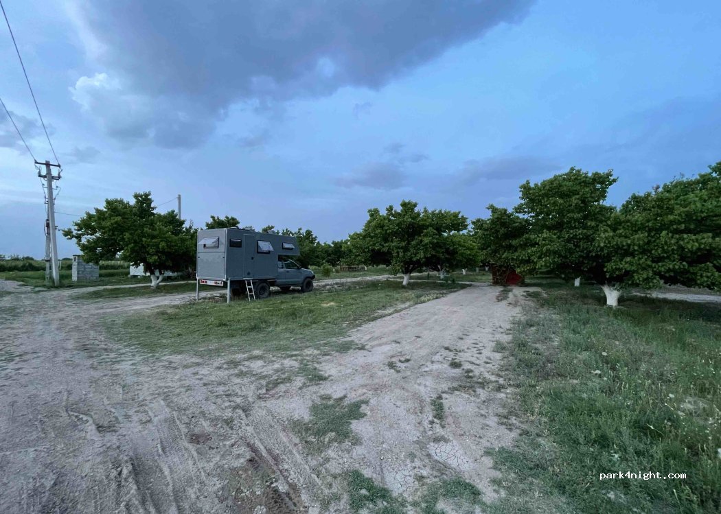 (0612) Lusarat - Unnamed Road — foto
