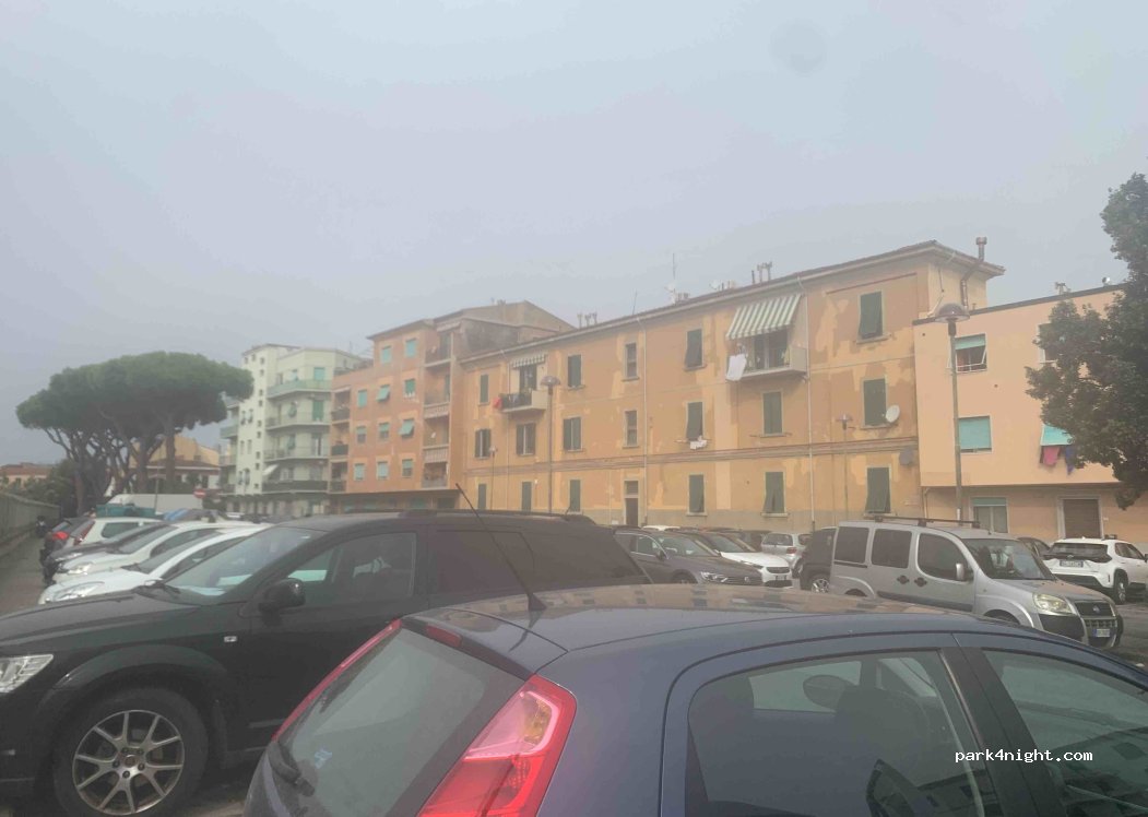 (57025) Piombino - 71 Via Roma — foto