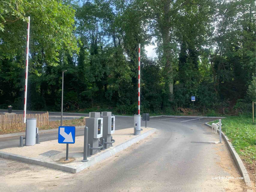 (86000) Poitiers - 4 Boulevard Maréchal de Lattre de Tassigny — foto