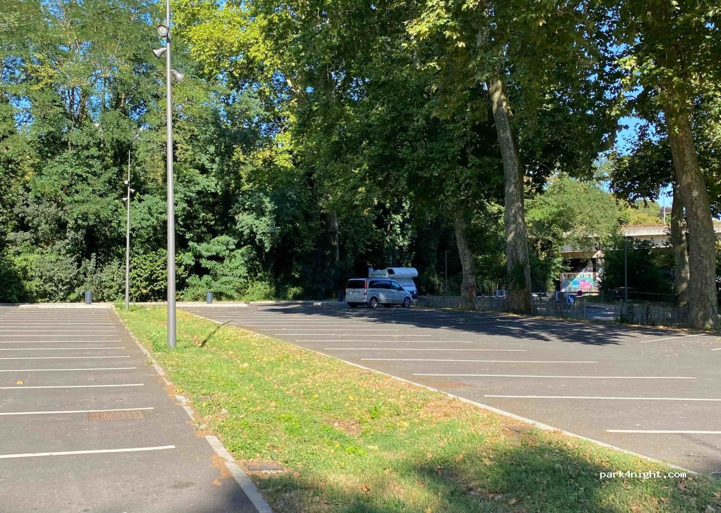 (86000) Poitiers - 4 Boulevard Maréchal de Lattre de Tassigny — foto 2
